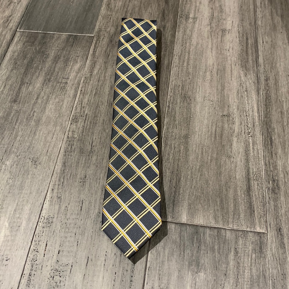 Apt. 9 neck tie